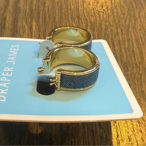 Draper James Chambray Denim Hoop Earring Medium Wash NWOT - Picture 5 of 6